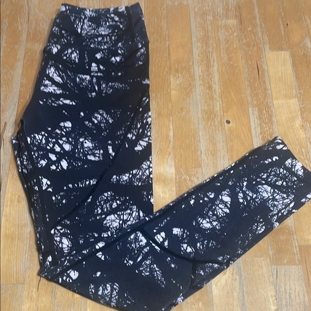 lululemon athletica Black and White Patterned Leggings